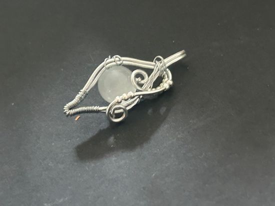 Immagine di moon eye By Seraphin MS , collana in selenite 